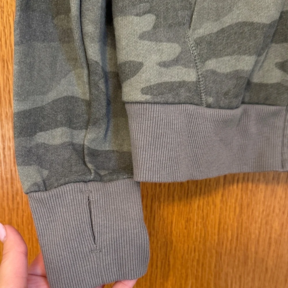 SO Green Camo Hoodie - Picture 2 of 5